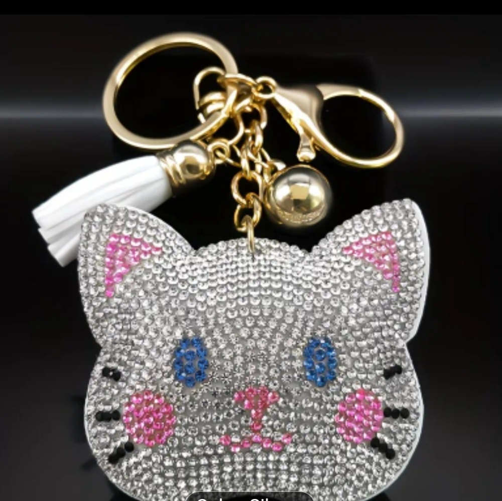 🆕️🐱 WHITE RHINESTONE CAT FACE BAG CHARM & KEY CHAIN🐱 - Picture 3 of 12